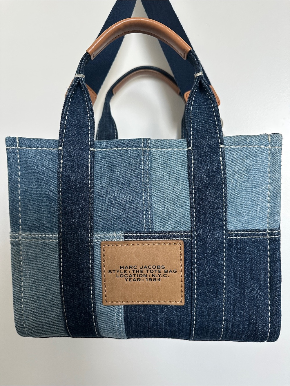 MARC JACOBS THE DENIM SMALL TOTE BAG - Picture 6 of 10